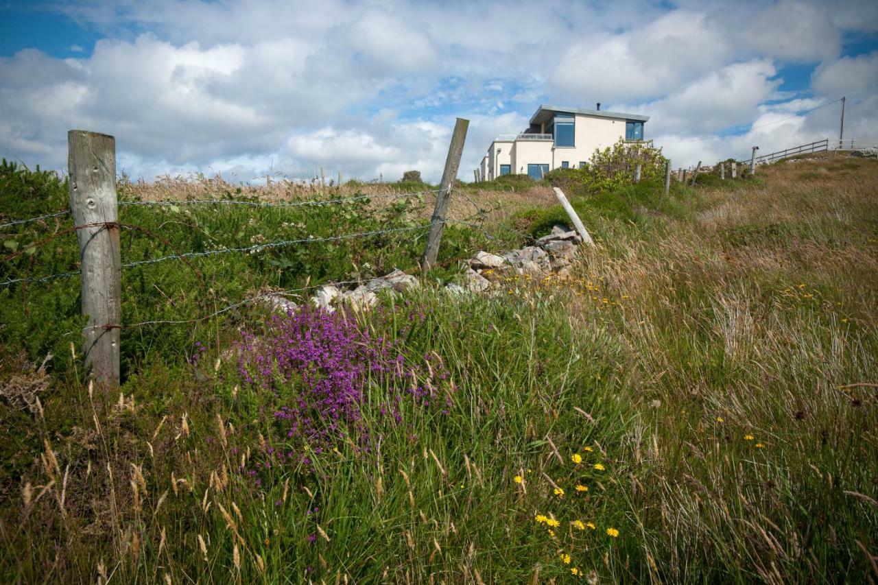 Property 260 - Moyard Exterior photo