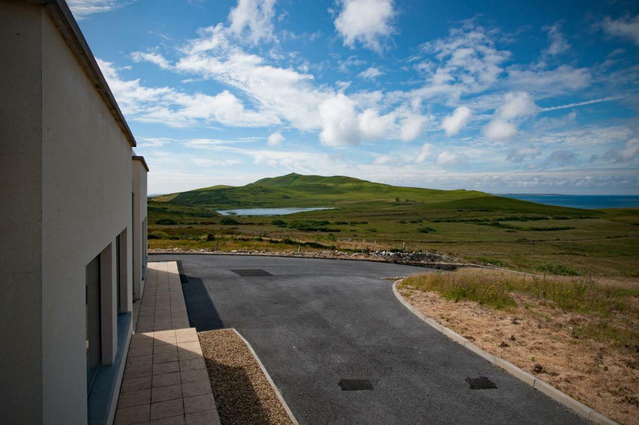 Property 260 - Moyard Exterior photo