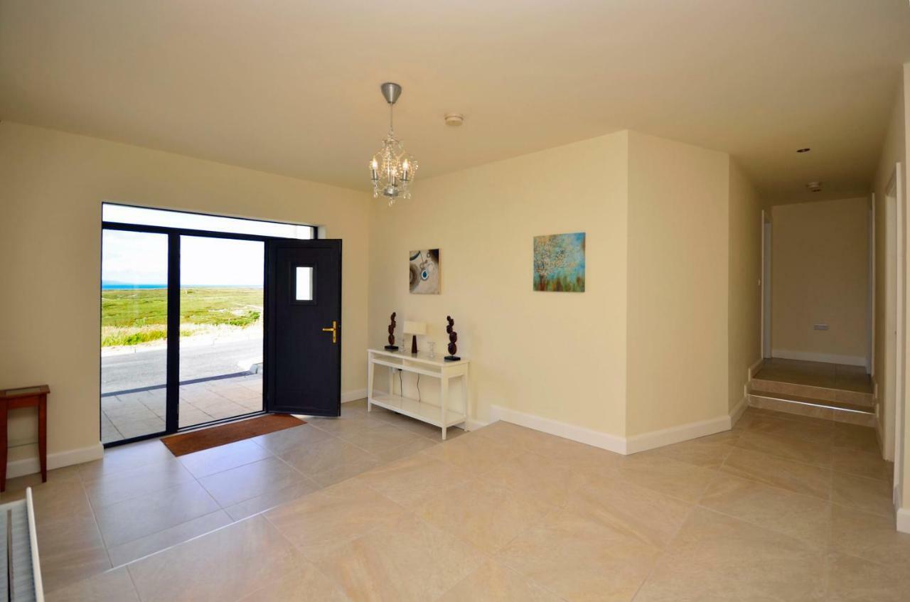 Property 260 - Moyard Exterior photo
